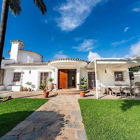 Nueva Andalucia Villa *
