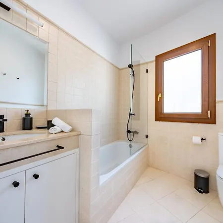 Nueva Andalucia Villa *